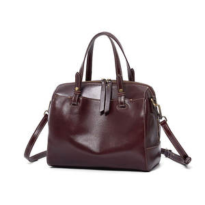 Sac à main en cuir véritable imperméable pour femmes, sac à main de luxe de créateur, grand sac fourre-tout à bandoulière marron - Product Image 5