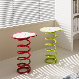 Table basse mignonne de style printanier, petite table d'appoint pour chambre à coucher ou canapé, cadeau de <span class=keywords><strong>déménagement</strong></span> style crème pour les meilleurs amis - Product Image 2