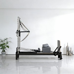 En İyi Fiyat OEM Renkli Çok Satan Stüdyo/Ev Tipi Siyah Alüminyum Alaşımlı Pilates Reformer Makinesi Kuleli pilates reformer - Product Image 1