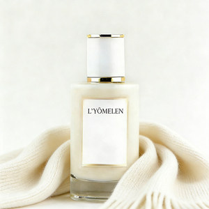 Eau de Parfum en Spray L'YOMELEN au Parfum de Rose Laitée Blanche Naturelle et Douce, Longue Durée, Écologique, Luxe Moderne - Product Image 3