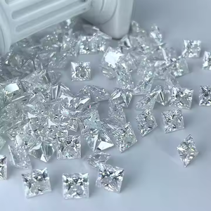 Intemporel Princess Shape Lab Grown Diamond F Color VVS1 Grade certifié par IGI pour les conceptions élégantes de bijoux de mariée et de couple - Product Image 3