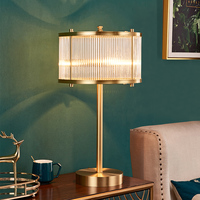Lampe de table de chambre à coucher LED E14 de luxe en cristal de simplicité de mode créative post-moderne