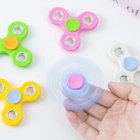 En gros Fidget Spinner en plastique pour enfants avec roulement
