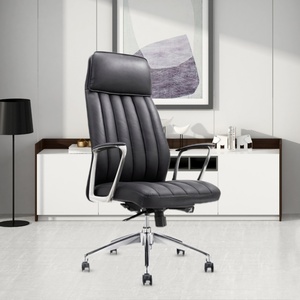 Silla de Oficina Ejecutiva Ergonómica Giratoria de Cuero PU Negra Moderna con Respaldo Alto al por Mayor - Product Image 5