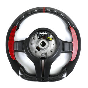 Volante para <span class=keywords><strong>BMW</strong></span> M F10 F20 X1 F21 F30 M4 M2 F87 E90, Personalizado con Inserciones de Fibra de Carbono Negra, Remos Estrechos Rojos, Forro Rojo - Product Image 2