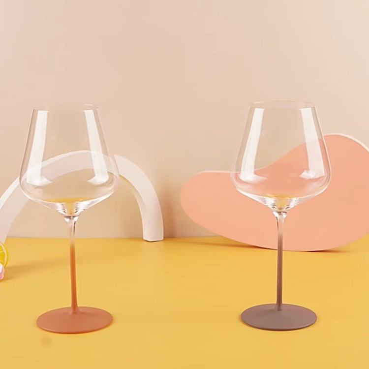Multiple colors 800~900 ml Frosted color red wine glass sandblasting process crystal glass