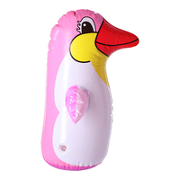 Sac de boxe de pingouin gonflable en PVC épaissi pour enfants sac de boxe en forme d'animal en plastique durable pour les tout-petits