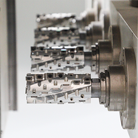 Machine de tournage et de fraisage CNC 5 axes automatique de haute précision pour accoudoirs et dossiers de canapé incurvés, prix usine Chine