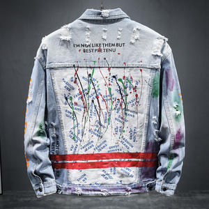Mode Streetwear hommes impression Jean <span class=keywords><strong>veste</strong></span> bouton up Graffiti peinture déchiré bleu clair hommes Denim <span class=keywords><strong>veste</strong></span> manteau - Product Image 2