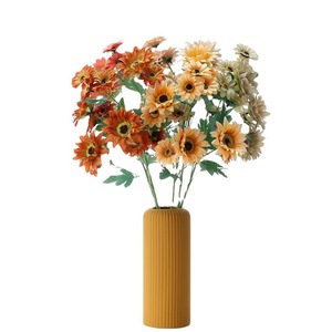 LO-1200 Ramo de 11 girasoles artificiales de estilo vintage con efecto pintura al óleo, en tonos otoñales suaves, para jarrón de habitación de huéspedes de casa de campo francesa - Product Image 5