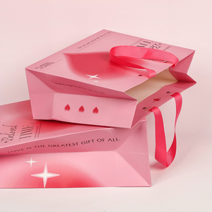 Bolsa de mano mate pequeña Rosa Bolsas de transporte de cinta para el Día de San Valentín - Product Image 4