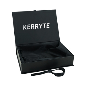 Boîtes d'emballage de luxe pour cheveux en satin noir avec logo personnalisé, coffret magnétique pour perruques et extensions capillaires - Product Image 2