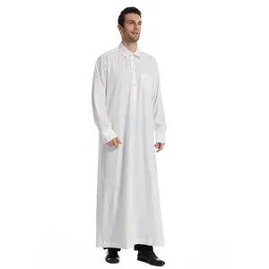 Wholesale polyester Muslim men's robes Arab Middle Eastern men's smooth board Qatar lapel with pocket robes