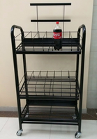 Présentoir en métal pour boissons gazeuses d'épicerie Présentoir pour bouteilles de boissons Présentoir pour coca cola