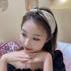 Two Tone Crisscross Headband Women Hairband Non Slip Wide Elastic Band For Summer Outings And Daily Use - Product Image 2