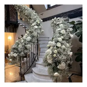 Spiral merdiven dekoratif bebek nefes çiçek satır kapalı merdiven küpeşte koridor Wedding sophila gül çiçek koşucu düğün için
