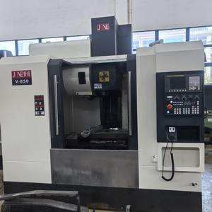 Centro de Mecanizado Vertical CNC JNE V 850 Usado e Inspeccionado, con Husillo BT40, Económico, para Mecanizado de Piezas Metálicas y Moldes de Ferretería - Product Image 2