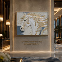 Peinture artisanale en relief impasto tête de cheval en or blanc, portrait, pour hôtel de luxe, grand hall, pilier, accent mural, sur mesure, en gros