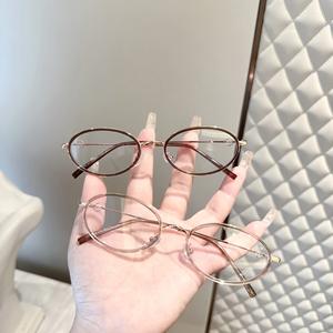 Montures de lunettes ovales Danyang, verres en résine de taille moyenne, style rétro plaqué or pour femmes aux grands visages - Product Image 4