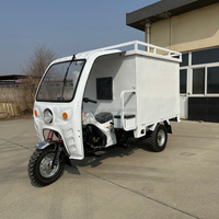 Tricycle à moteur à essence pour livraison express, avec benne ouverte, idéal pour coursier urbain et livraison de colis - Vente Flash