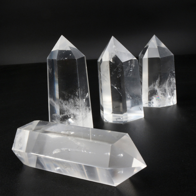Wholesale Natural Clear Quartz Tower Polished Beautiful Crystal Point for Decoration