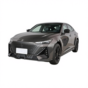 Changan UNI-V 1.5T Turbo Automatic Hatchback R18 del 2022, Guida a Sinistra, Modello <span class=keywords><strong>Prestige</strong></span>, <span class=keywords><strong>Auto</strong></span> Usata Ispezionata - Product Image 1