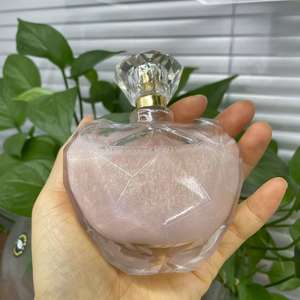 Huile Scintillante Corporelle Végétalienne à Base de Plantes, Marque Privée, Waterproof, Longue Durée, Illuminateur, Spray Pailleté pour un Effet Bonne Mine et de Contouring - Product Image 1