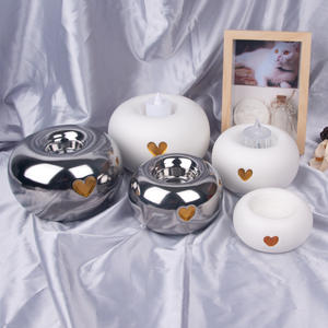 Mumluk seramik urn ile seramik urn köpek külleri sake cat kedi kremasyon cenaze kalp evcil hayvan vazosu - Product Image 1
