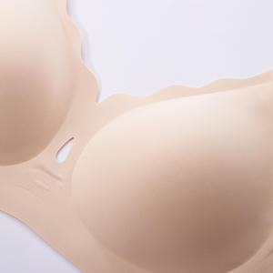 Sujetador sin aros cómodo y transpirable para mujer, de tela no tejida, con tirantes ajustables, aros de acero y diseño sin costuras, talla grande, para uso diario. - Product Image 3