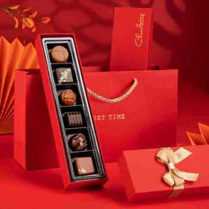 Boîtes <span class=keywords><strong>d</strong></span>'emballage de luxe personnalisées en gros pour chocolats et bonbons du Ramadan, recyclables et rigides, avec logo - Product Image 4