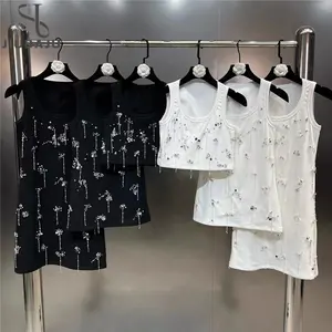 2024 Lente En Zomer Nieuwe Mode Ronde Hals Mouwloze Diamanten Nagel Kralen Lovertjes Tanktop Slim-Fit Sexy Heavy Short Vest