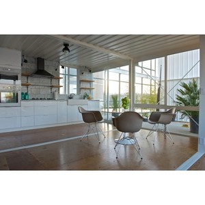 Casa Contenedor Tipo Villa de Diseño Moderno con Forma Rectangular - Product Image 4