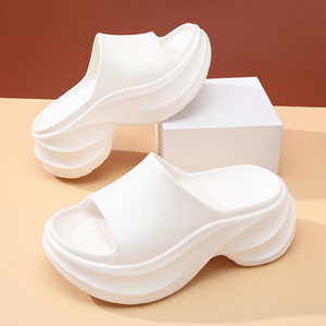Sandales d'été compensées pour femme Guru en EVA, antidérapantes et respirantes, pour l'extérieur - Product Image 2