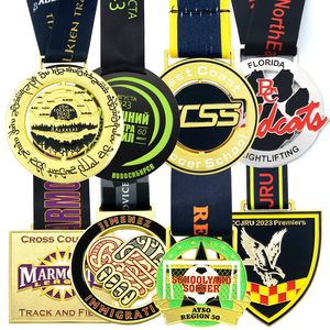Personalizzato inciso su misura in metallo placcato oro unico <span class=keywords><strong>nome</strong></span> Laser medaglia bianca <span class=keywords><strong>con</strong></span> stampa adesivo inserti Logo - Product Image 5
