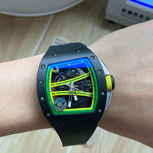 Nouvelle montre squelette de luxe pour homme 2026 en fibre de carbone NTPT, style tonneau, avec bracelet en caoutchouc noir - Product Image 5
