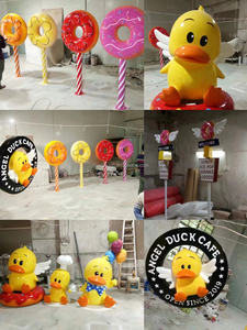 Décoration <span class=keywords><strong>de</strong></span> Noël commerciale sur le thème du parc à thème Candyland, grande décoration <span class=keywords><strong>de</strong></span> bonbons, décoration en <span class=keywords><strong>fibre</strong></span> <span class=keywords><strong>de</strong></span> <span class=keywords><strong>verre</strong></span>, sucette en forme <span class=keywords><strong>de</strong></span> <span class=keywords><strong>canne</strong></span> à sucre, arbre à sucettes glacées - Product Image 2