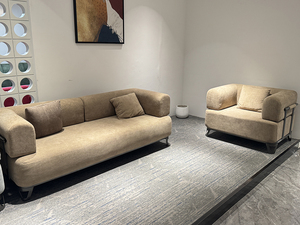 Canapé modulaire 3 places en velours capitonné kaki clair avec accoudoirs en métal noir pour petits appartements, parcs et écoles - Product Image 2