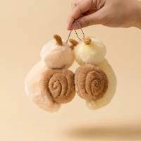 En gros, Mini Adorables Peluches Porte-clés Escargot, Poupées en Peluche Personnalisées, Mascottes de Dessins Animés Douces, Jouets en Peluche pour Cadeau Promotionnel