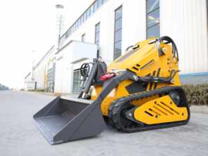 لودر صغير متعدد الوظائف مع محرك هوندا وملحقات التحميل الانزلاقي - Product Image 4