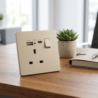 Prise murale industrielle universelle de type 86, interrupteur 10A, prise multifonction standard britannique avec ports USB, IP22, utilisation hospitalière