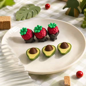 FUSEJOY Nuevo y Popular Clicker Impreso en 3D, Juguete de Descompresión con Forma de Fresa, Aguacate y Bollo, Adorno Decorativo Portátil para Oficina - Product Image 1