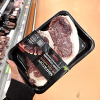 Conteneur en plastique jetable avec plateau scellable et résistant à la chaleur pour la restauration, le stockage et le service des aliments
