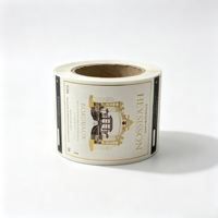Étiquette adhésive personnalisée écologique en rouleau pour vin, avec estampage à chaud doré, autocollant en papier synthétique pour spiritueux, articles de bar et supermarchés