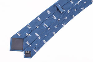 Cravates bleues en soie pure à quantité minimale <span class=keywords><strong>de</strong></span> commande bas personnalisées/en gros Cravates populaires d'assurance qualité 100% <span class=keywords><strong>Cravate</strong></span> <span class=keywords><strong>de</strong></span> cou bon marché faite à la main pour hommes d'affaires - Product Image 4