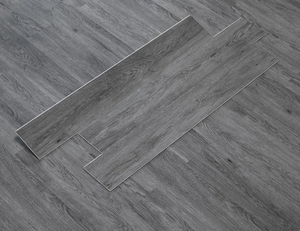 Tablón de vinilo SPC impermeable con acabado de roble de 5 mm, económico, para decoración del hogar con un presupuesto reducido. - Product Image 5