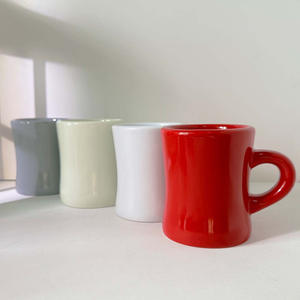 Taza de Cerámica Personalizada con Forma Curva y Asa, Taza Individual, Artículos Promocionales para Bebidas, Origen Zibo - Product Image 3