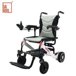 <span class=keywords><strong>Fauteuil</strong></span> <span class=keywords><strong>roulant</strong></span> électrique portatif de <span class=keywords><strong>fauteuil</strong></span> <span class=keywords><strong>roulant</strong></span> d'entraînement électrique de cadre rigide de pliage léger chinois pour des handicapés âgés - Product Image 2
