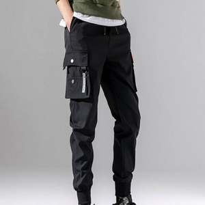 I-0277 Vente en gros de pantalons fins pour hommes, pantalons longs tendance, pantalons cargo, pantalons décontractés multi-poches pour hommes - Product Image 4