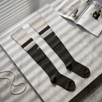 Chaussettes de compression sportives professionnelles pour la course à pied, le cyclisme et l'usage quotidien, design personnalisé, coton et nylon, hauteur genou.