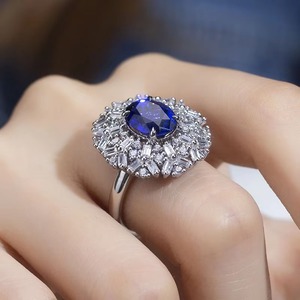 Bague en diamant taille émeraude de qualité supérieure, or massif, bijoux de mode, disponible au prix de gros en provenance d'Inde - Product Image 4